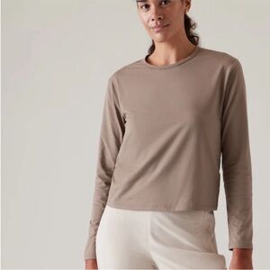Athleta Essential Long Sleeve Pyrite Tan